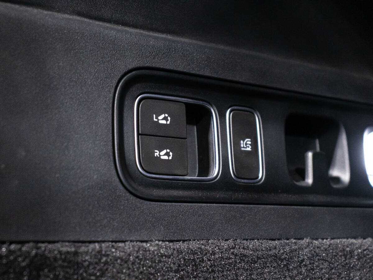 LiXiang L7 с пробегом — 2024 год. Фото: #15