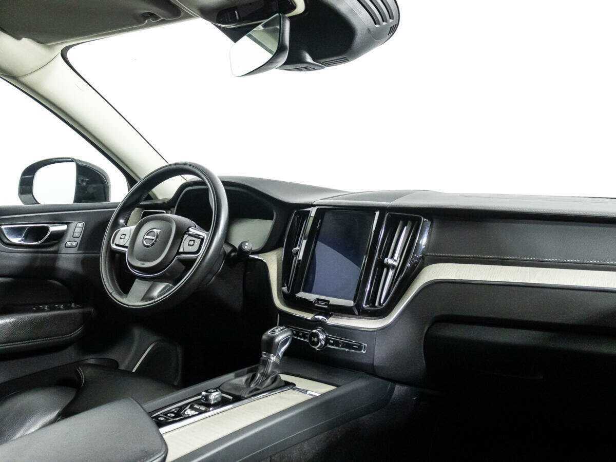 Volvo XC60 с пробегом — 2019 год. Фото: #8