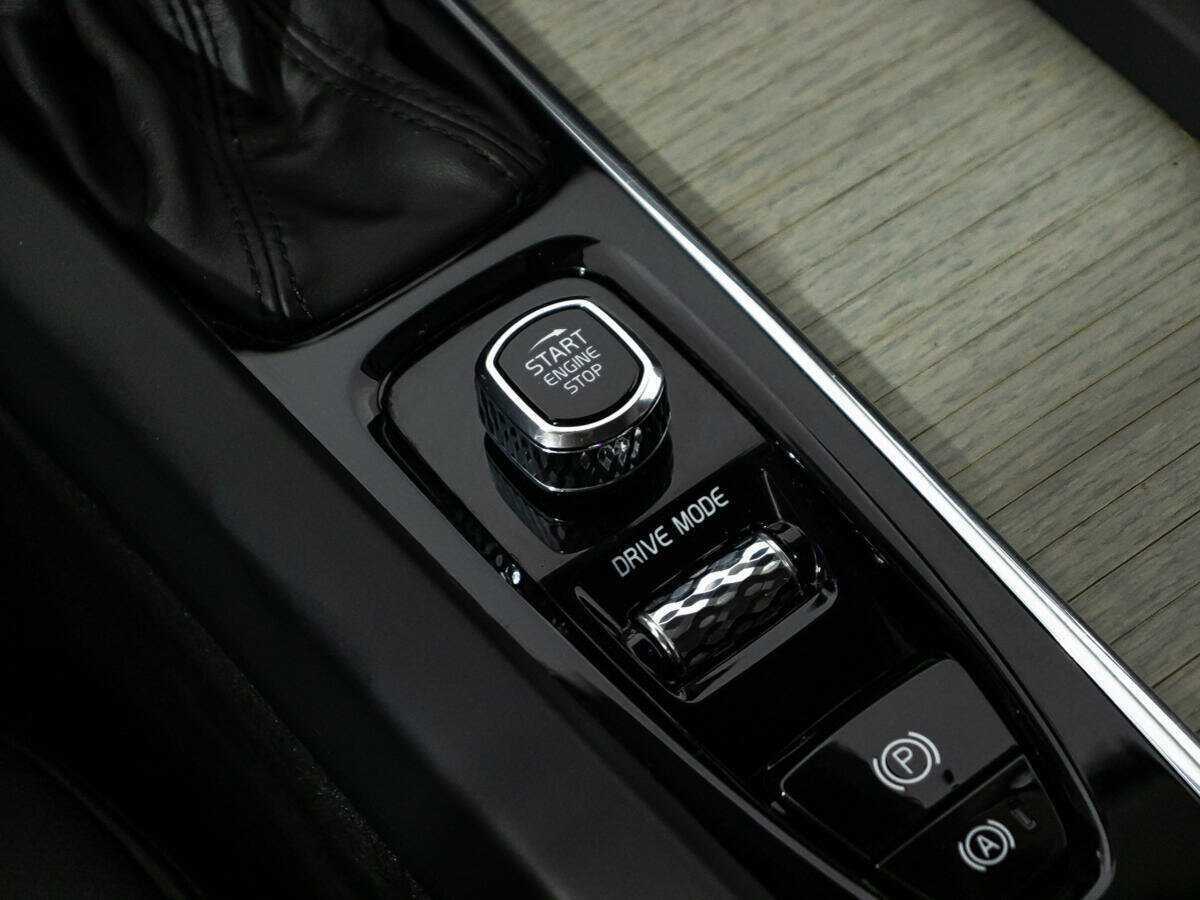 Volvo XC60 с пробегом — 2019 год. Фото: #17