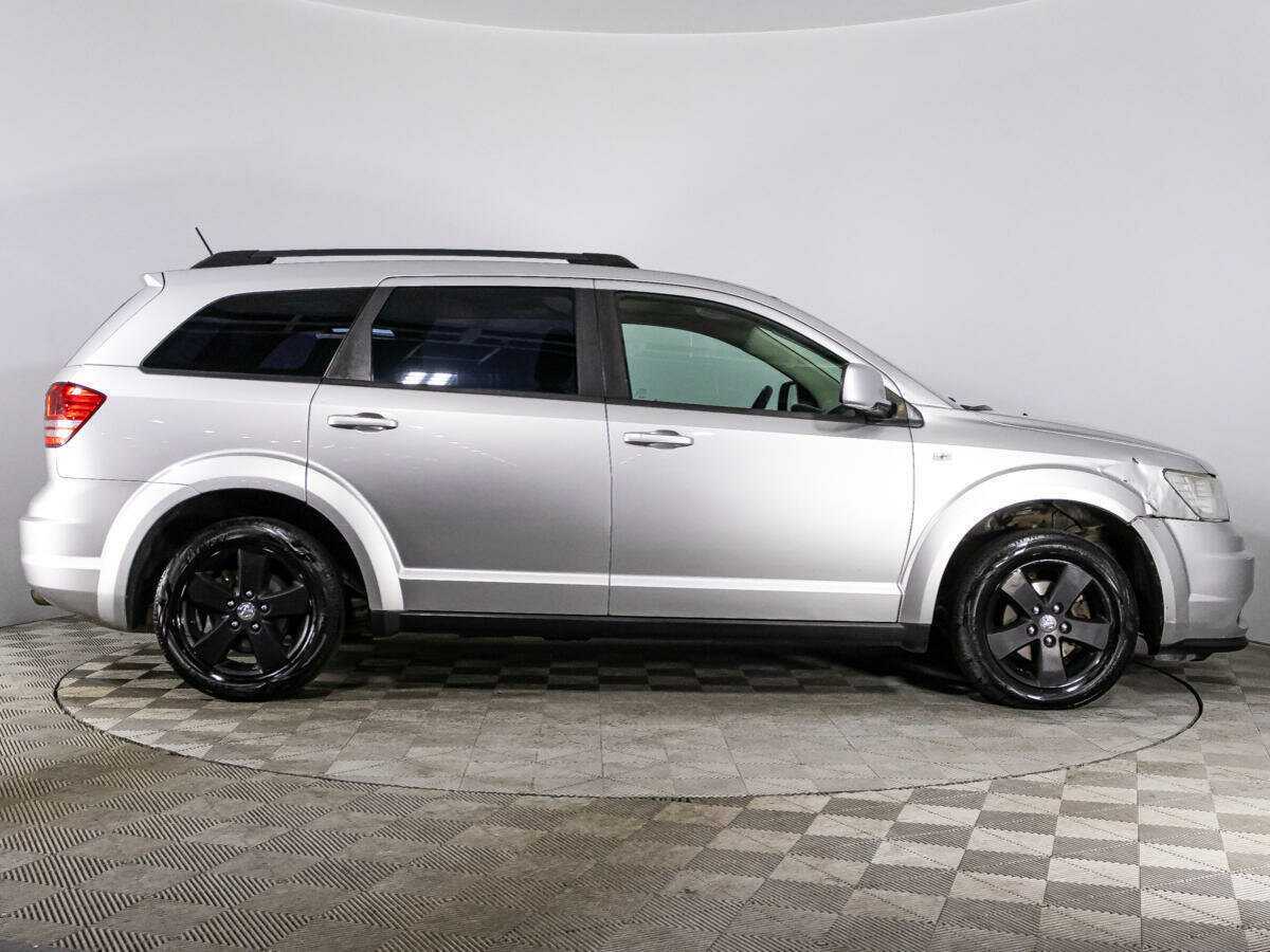 Dodge Journey с пробегом — 2008 год. Фото: #3