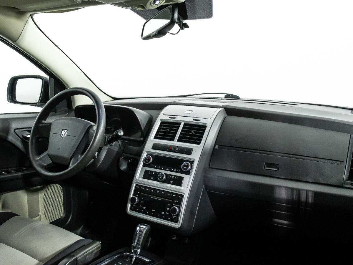 Dodge Journey с пробегом — 2008 год. Фото: #8