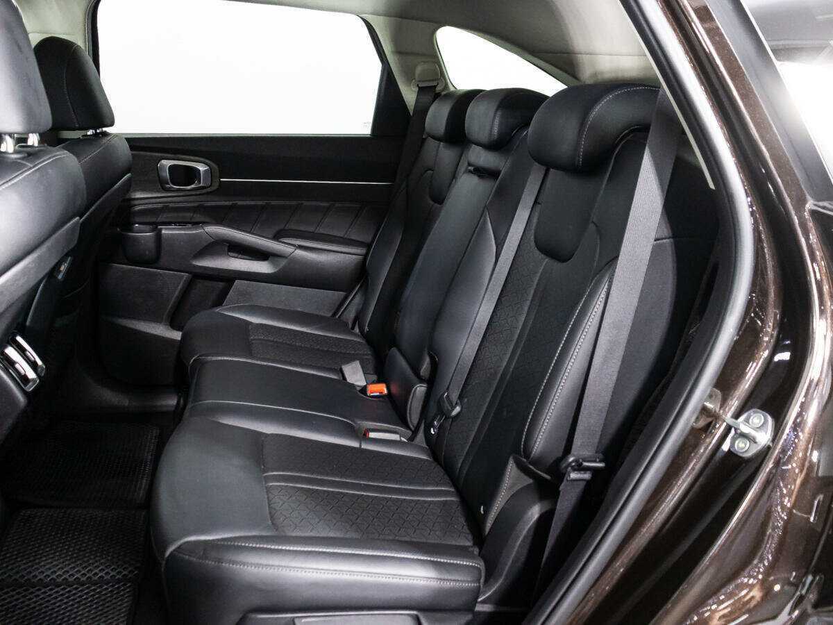 Kia Sorento с пробегом — 2021 год. Фото: #9