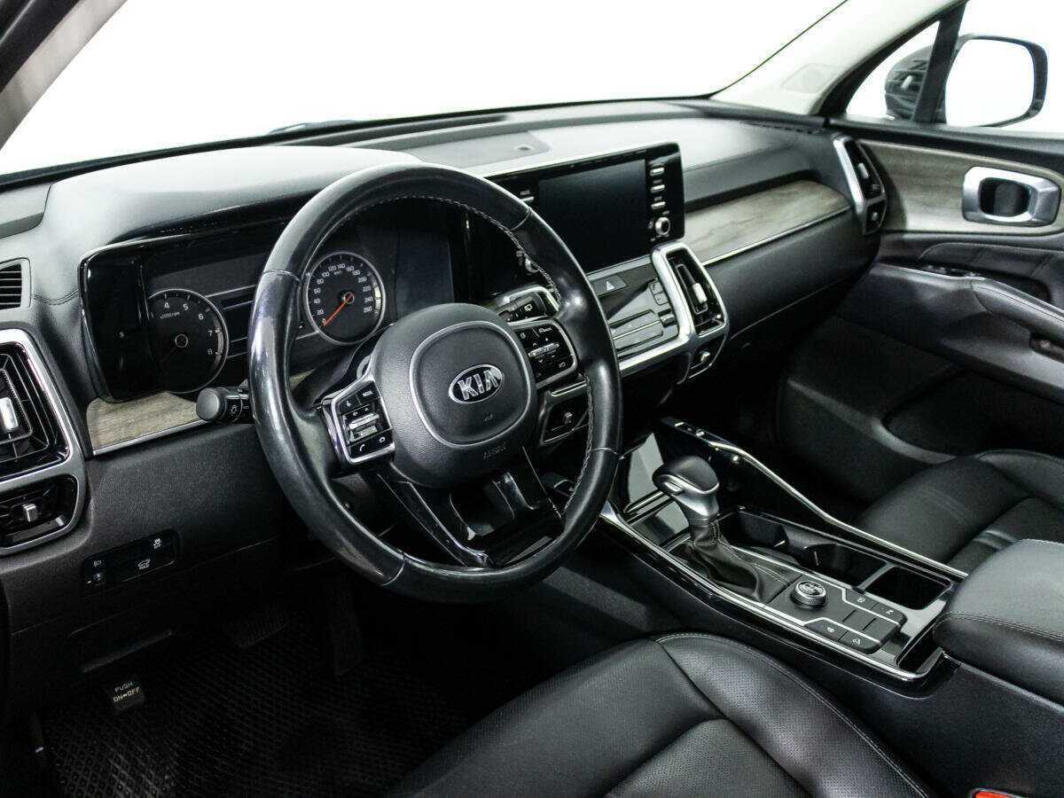 Kia Sorento с пробегом — 2021 год. Фото: #10