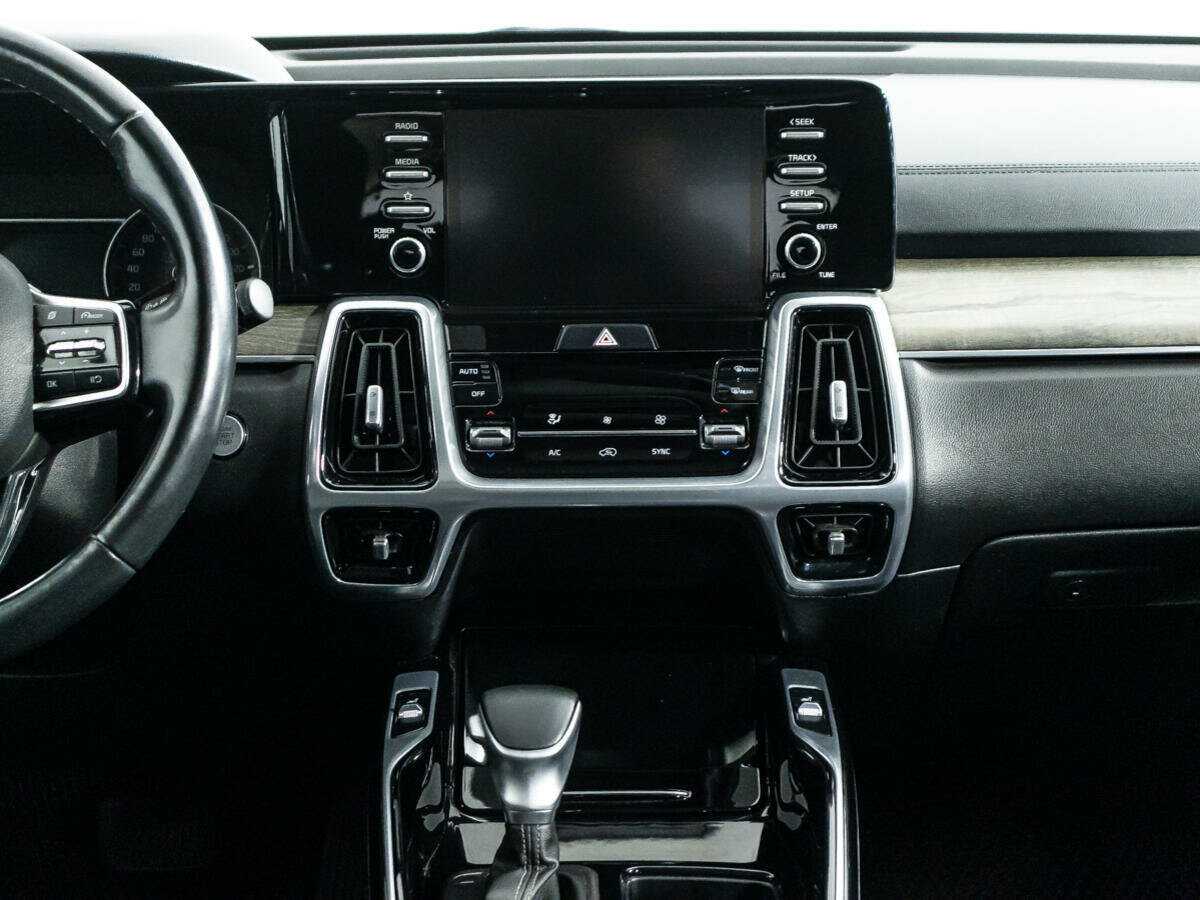 Kia Sorento с пробегом — 2021 год. Фото: #13
