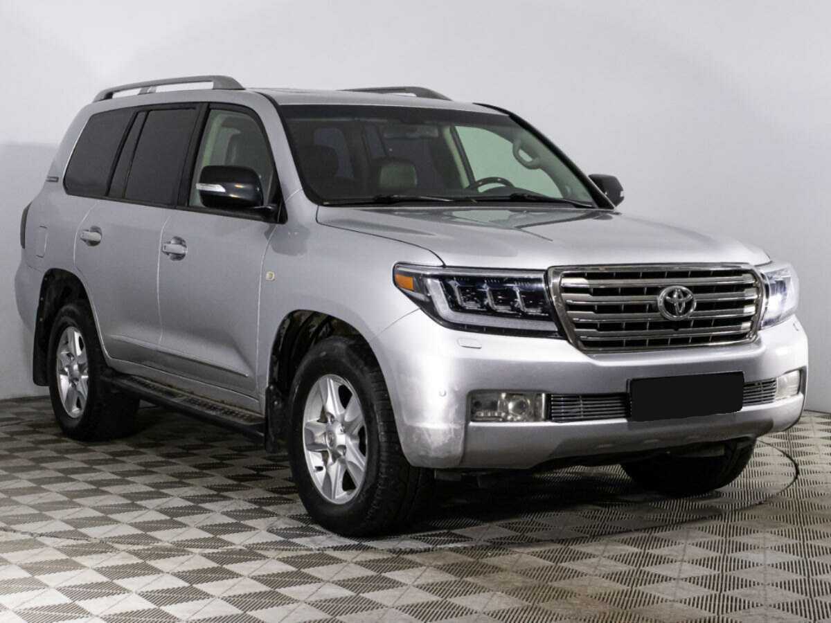 Toyota Land Cruiser с пробегом — 2011 год. Фото: #2