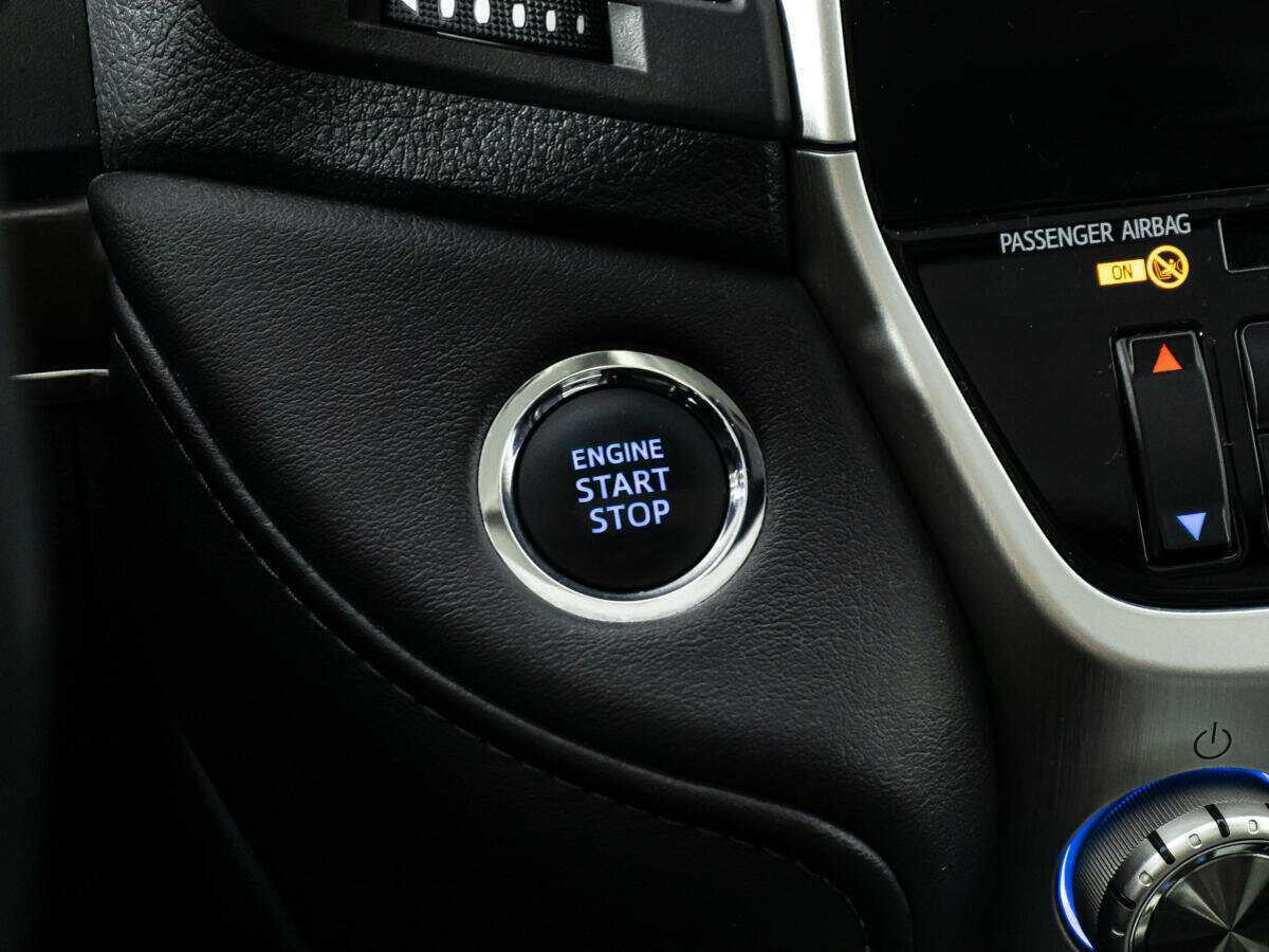 Toyota Land Cruiser с пробегом — 2015 год. Фото: #22