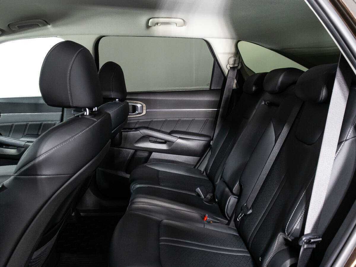 Kia Sorento с пробегом — 2021 год. Фото: #9