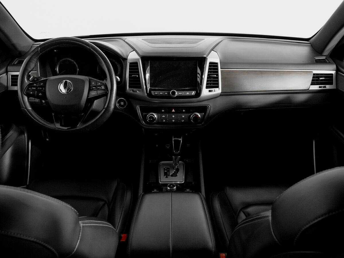SsangYong Rexton с пробегом — 2018 год. Фото: #11