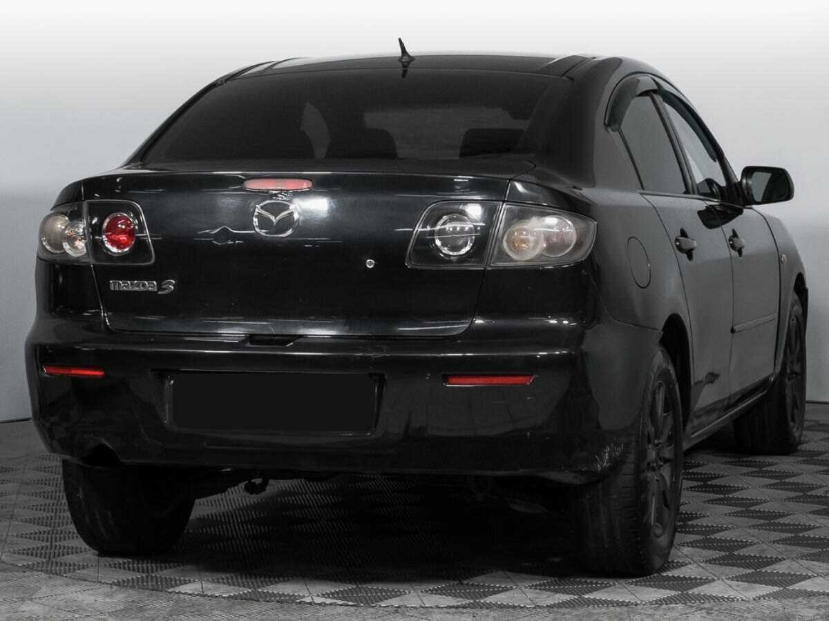 Mazda 3 с пробегом — 2007 год. Фото: #4