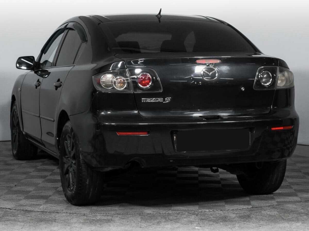 Mazda 3 с пробегом — 2007 год. Фото: #6