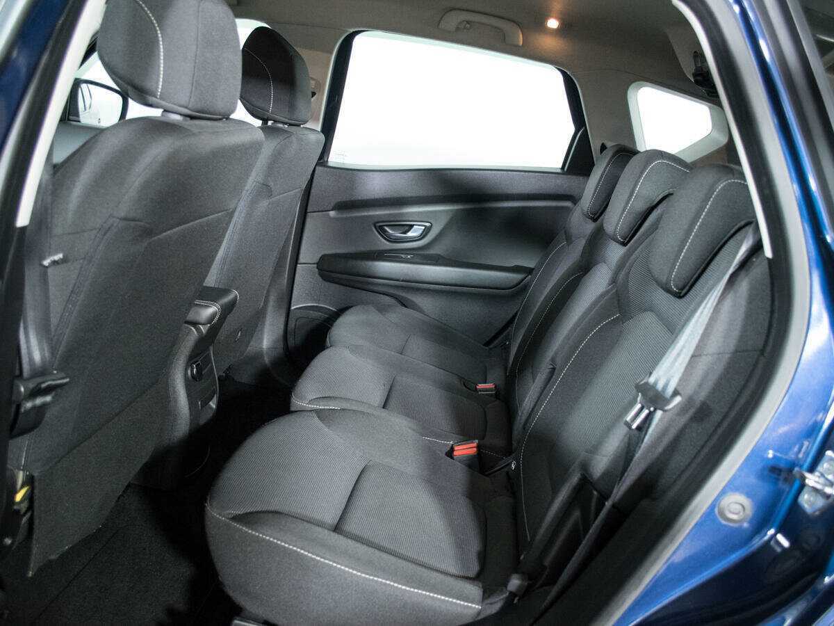 Renault Scenic с пробегом — 2017 год. Фото: #9