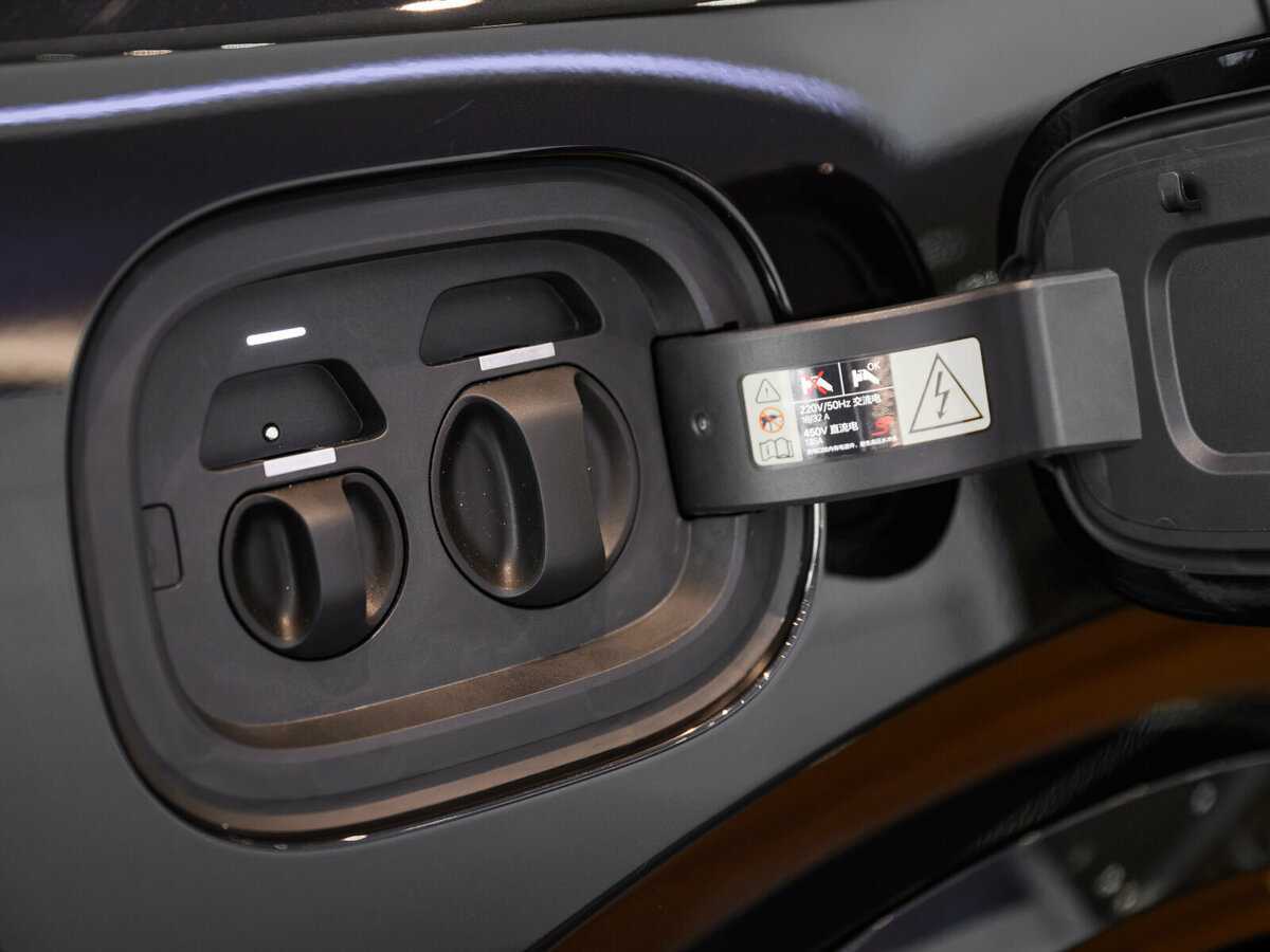 LiXiang L7 с пробегом — 2024 год. Фото: #10