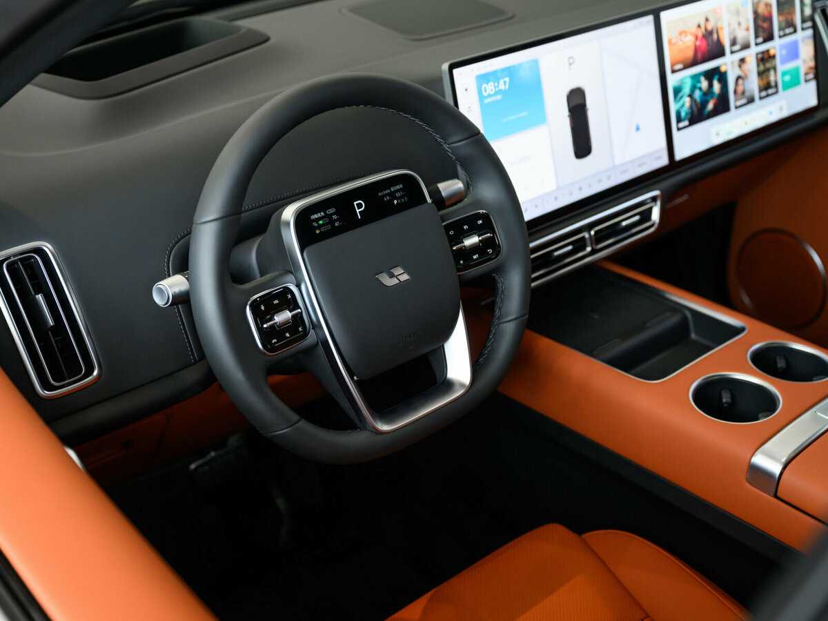 LiXiang L7 с пробегом — 2024 год. Фото: #14