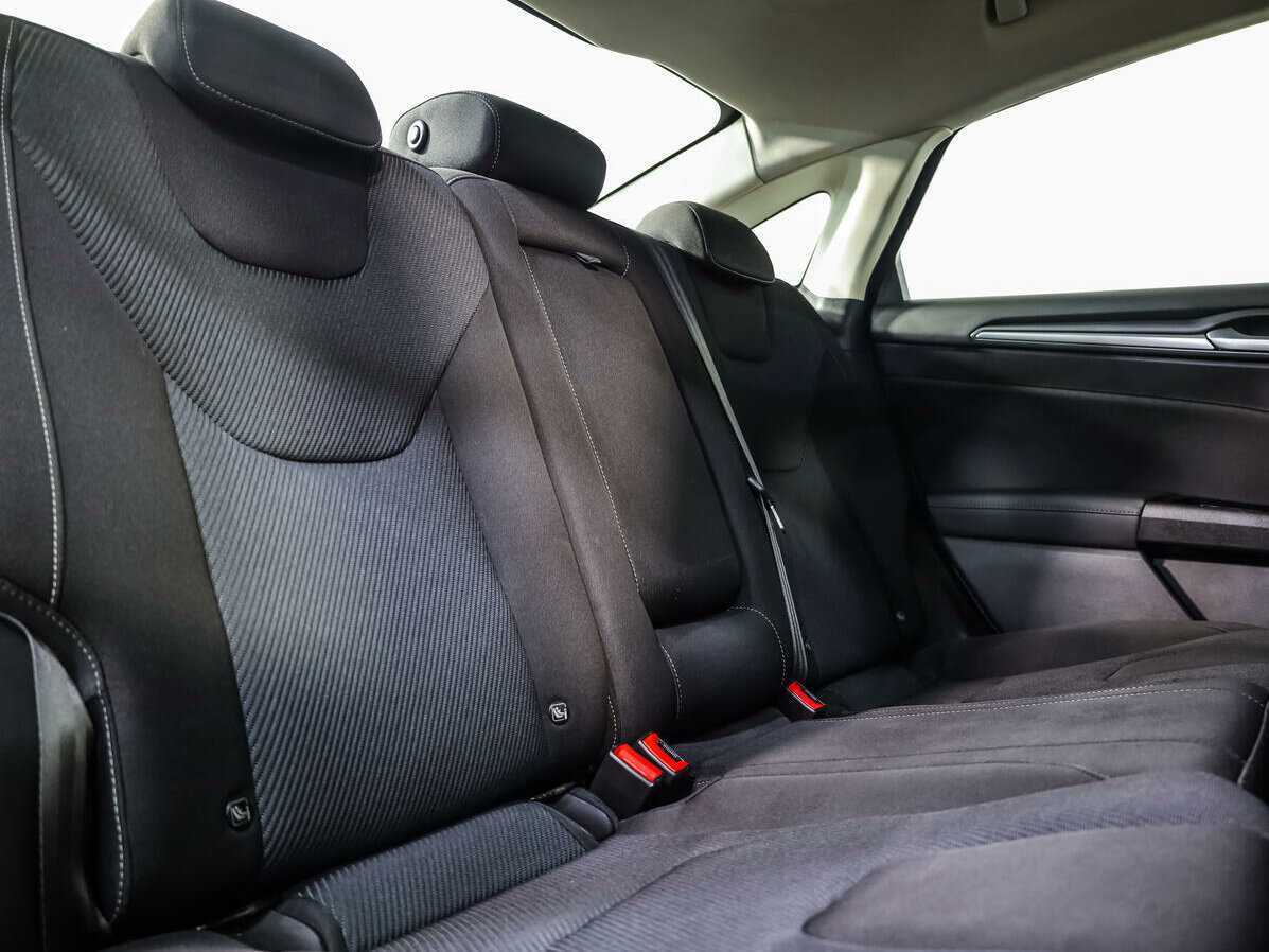 Ford Mondeo с пробегом — 2016 год. Фото: #10