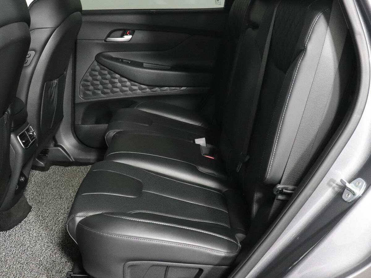 Hyundai Santa Fe с пробегом — 2020 год. Фото: #7