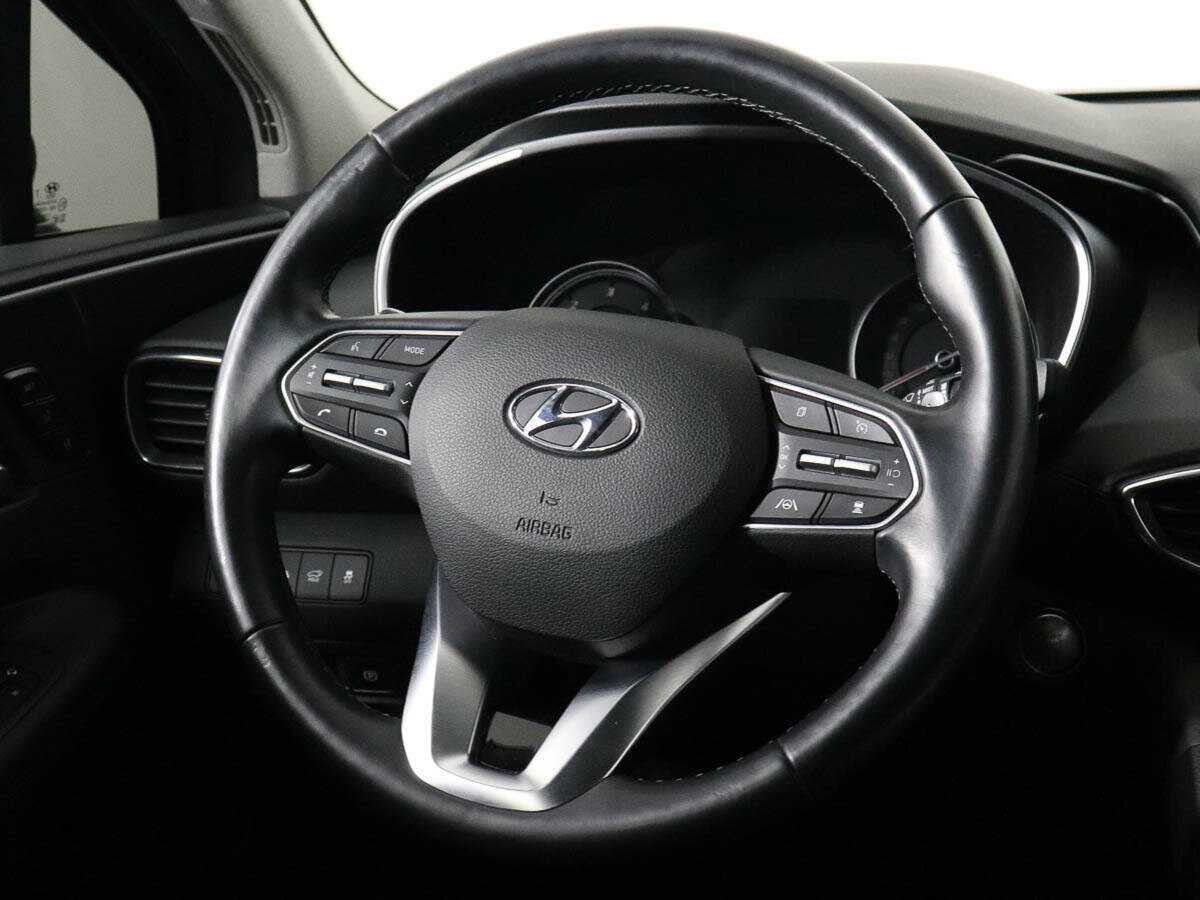 Hyundai Santa Fe с пробегом — 2020 год. Фото: #11
