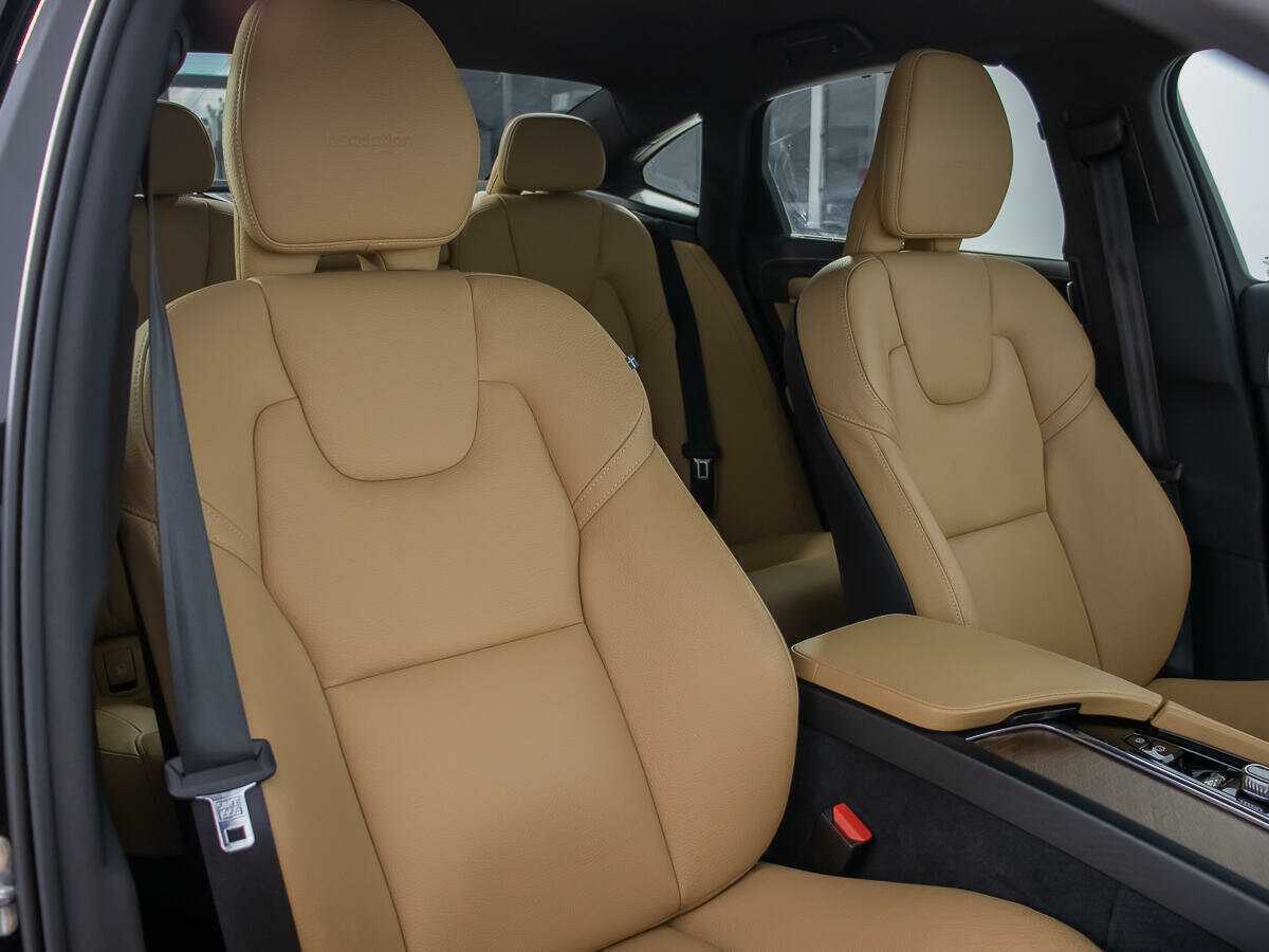 Volvo S90 с пробегом — 2020 год. Фото: #10