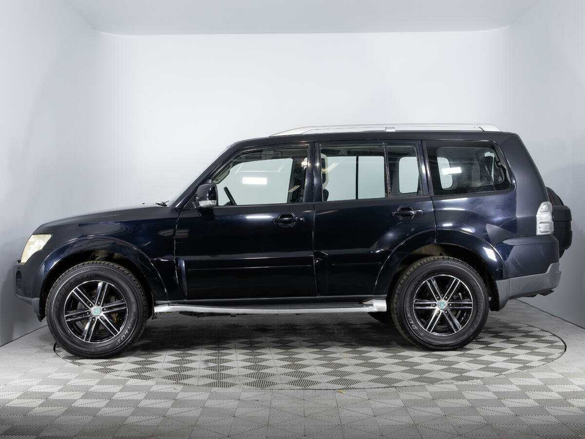 Mitsubishi Pajero с пробегом — 2007 год. Фото: #7