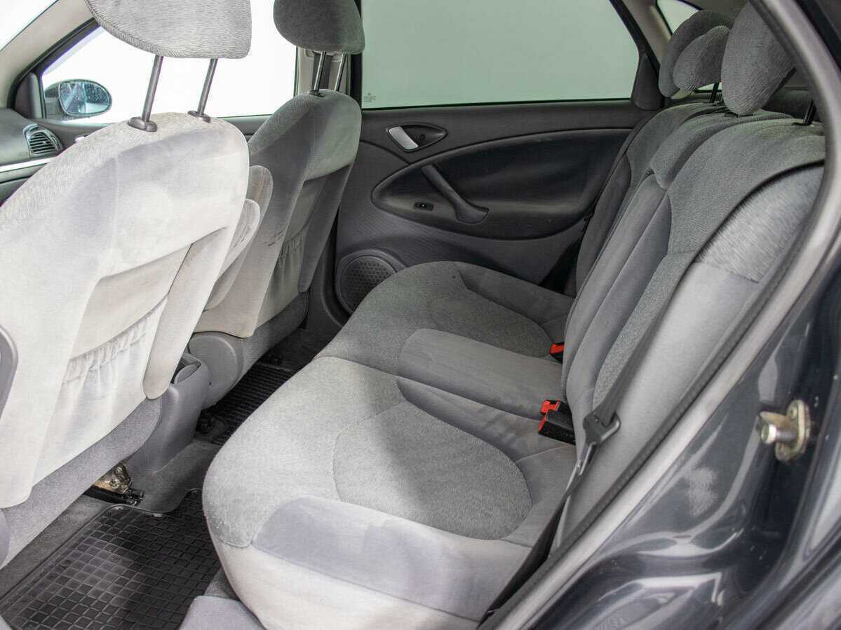 Citroen C5 с пробегом — 2005 год. Фото: #10