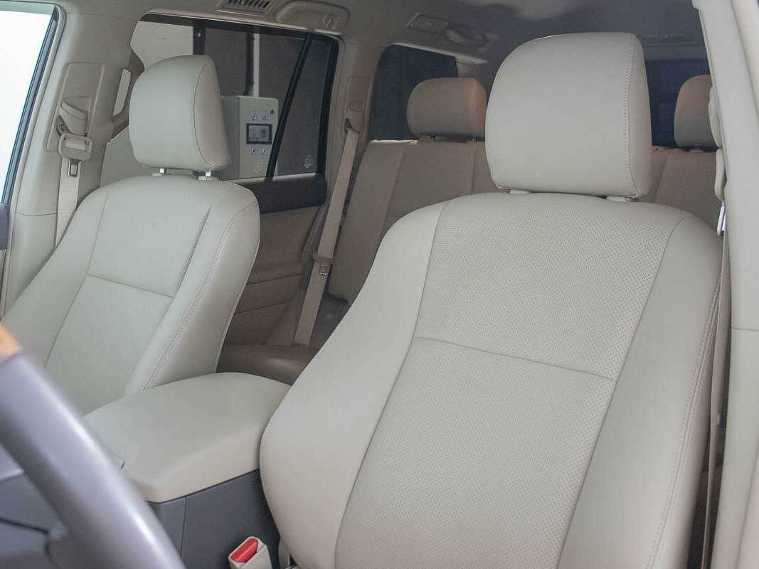 Toyota Land Cruiser Prado с пробегом — 2022 год. Фото: #9