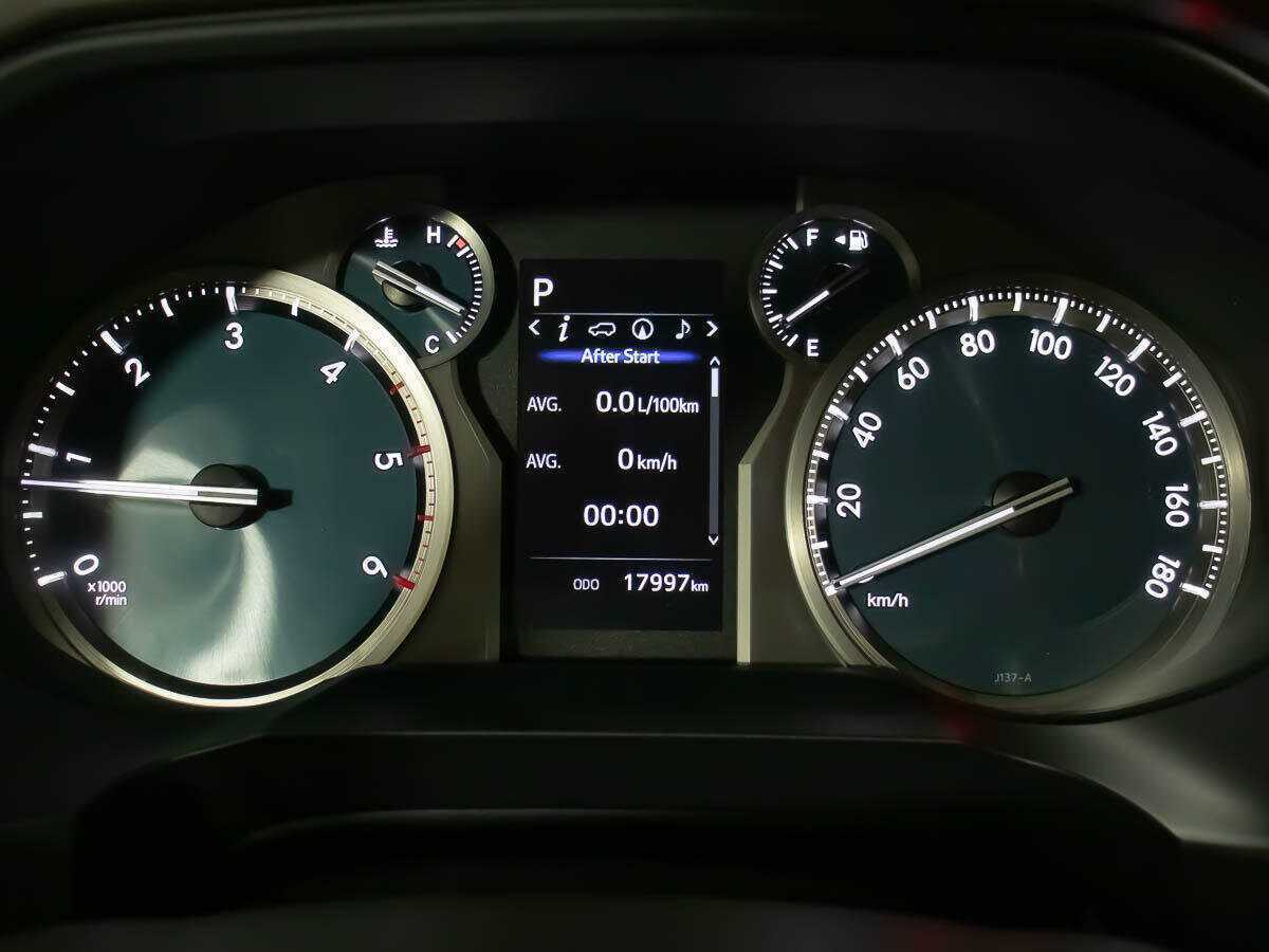 Toyota Land Cruiser Prado с пробегом — 2022 год. Фото: #14