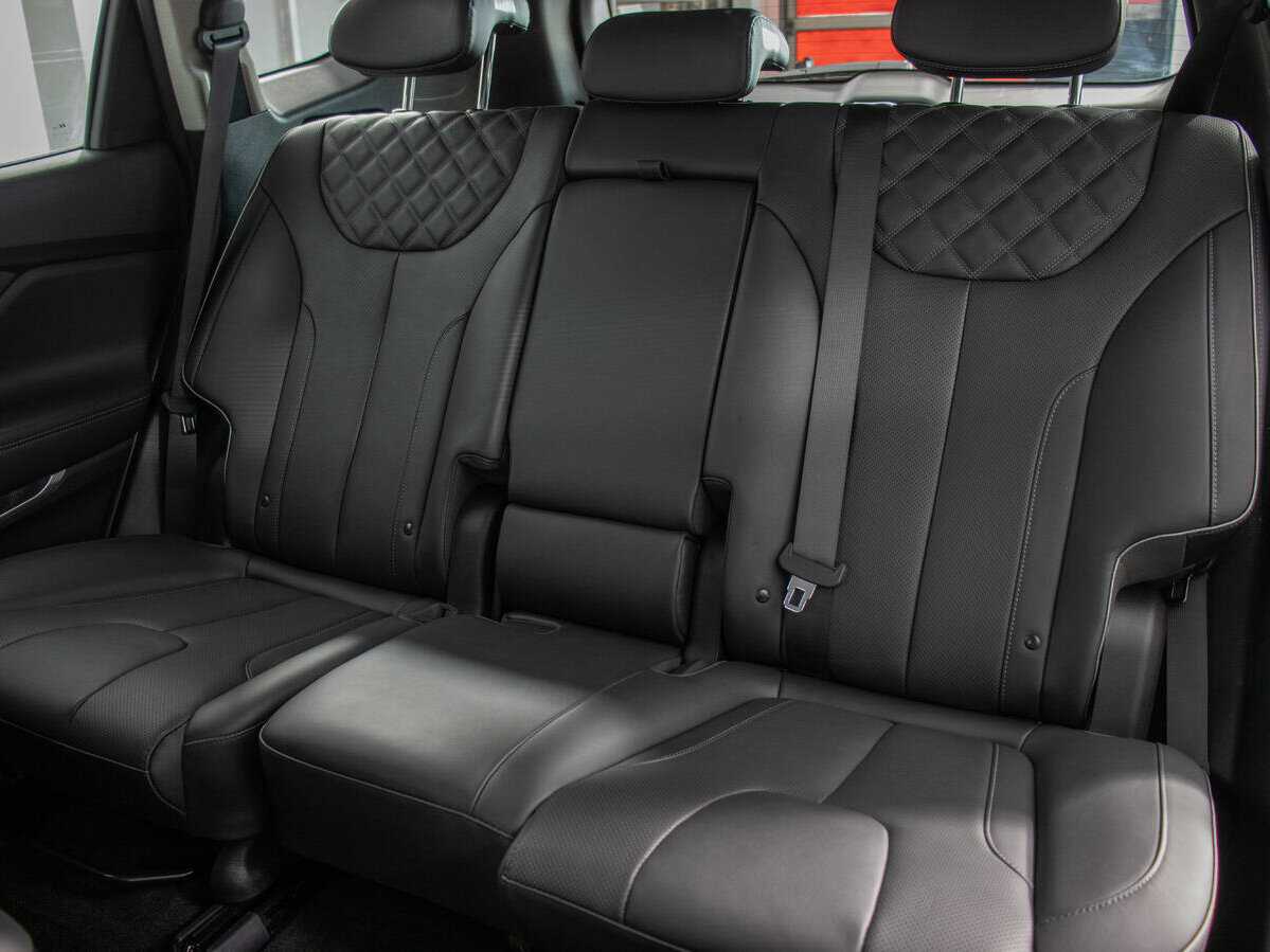 Hyundai Santa Fe с пробегом — 2023 год. Фото: #11