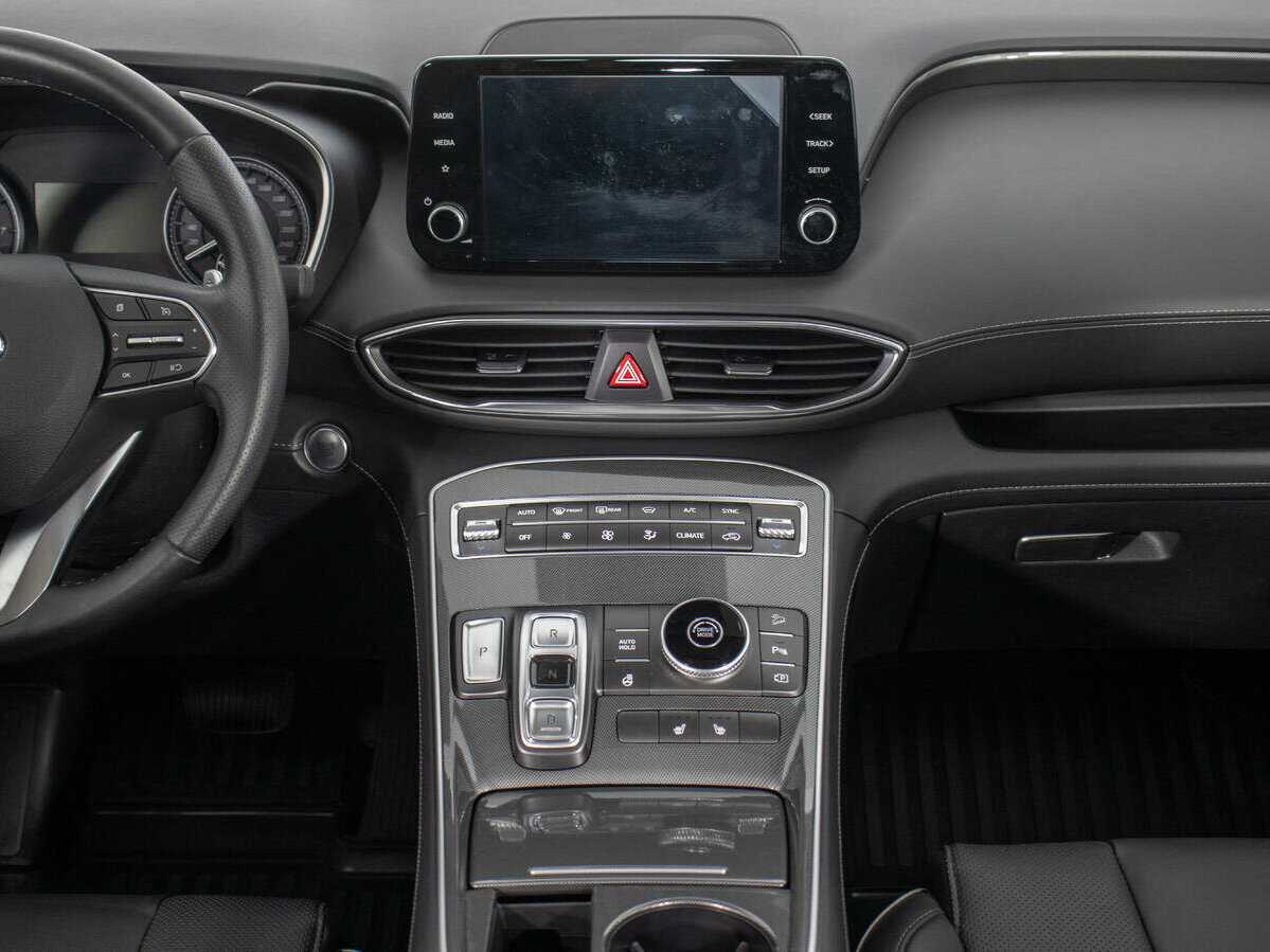 Hyundai Santa Fe с пробегом — 2023 год. Фото: #14