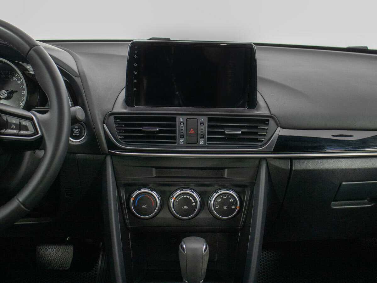 Mazda CX-4 с пробегом — 2022 год. Фото: #13