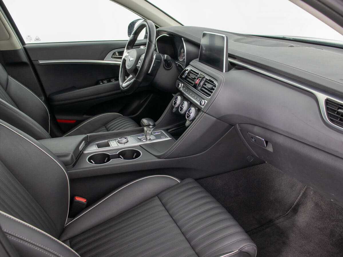 Genesis G70 с пробегом — 2018 год. Фото: #8