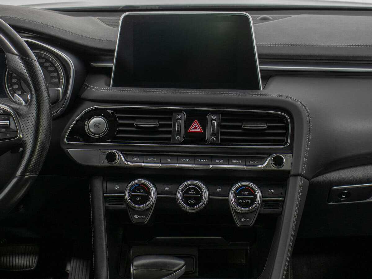 Genesis G70 с пробегом — 2018 год. Фото: #16