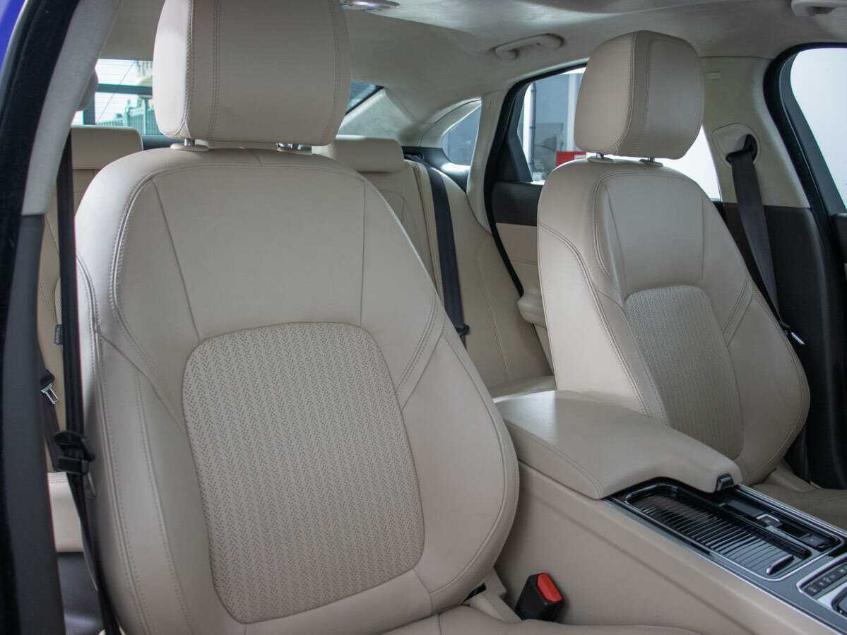 Jaguar XF с пробегом — 2019 год. Фото: #9