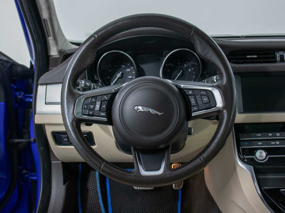 Jaguar XF с пробегом — 2019 год. Фото: #19