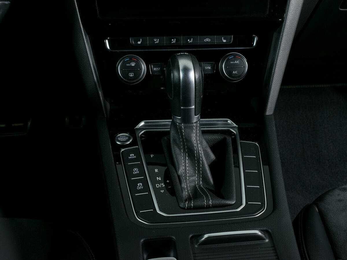Volkswagen Arteon с пробегом — 2017 год. Фото: #15