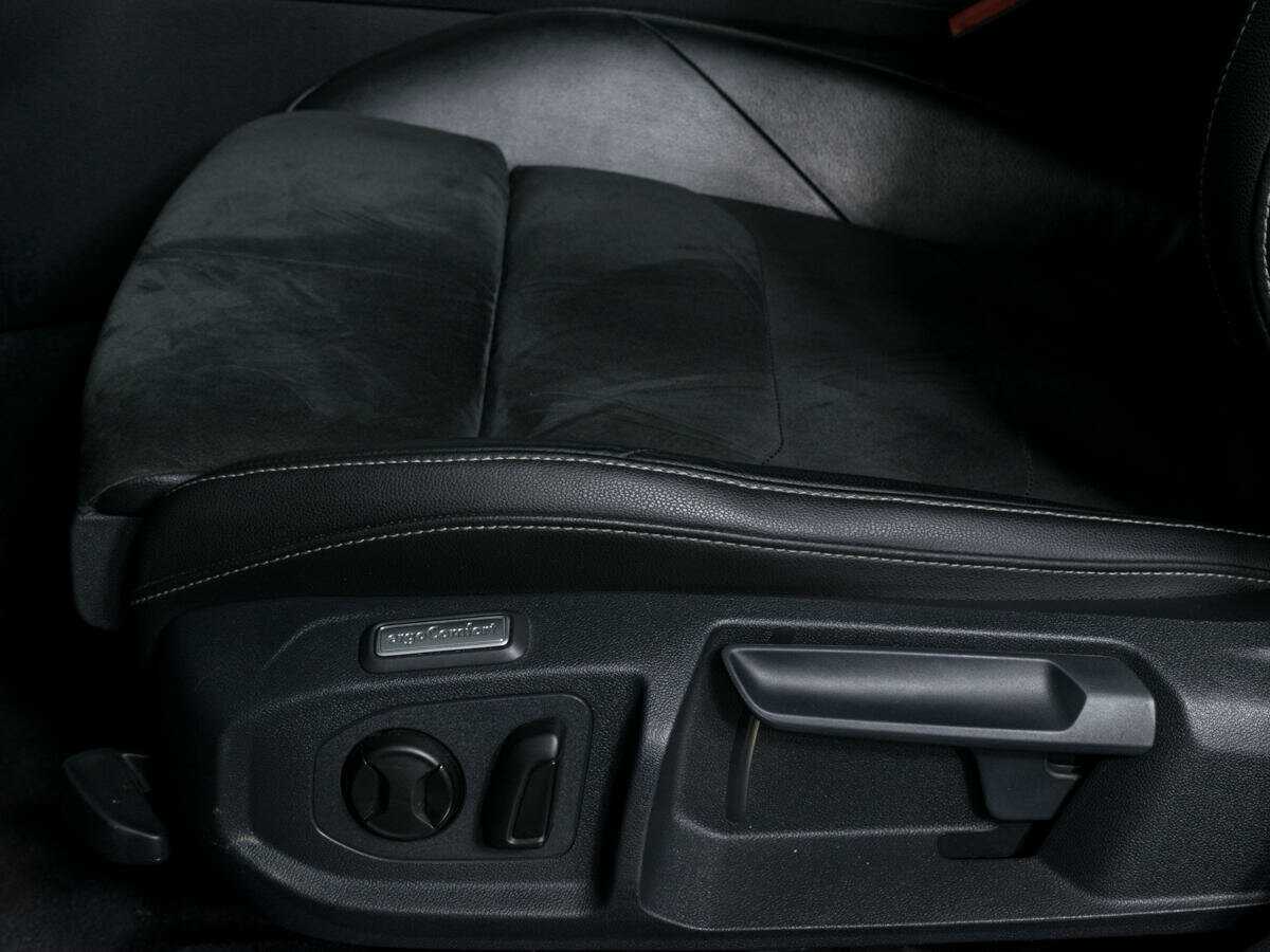 Volkswagen Arteon с пробегом — 2017 год. Фото: #16