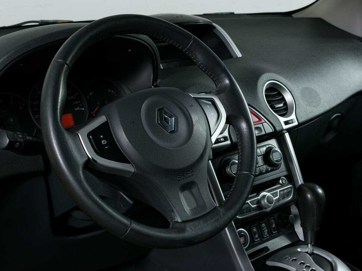 Renault Koleos с пробегом — 2011 год. Фото: #10