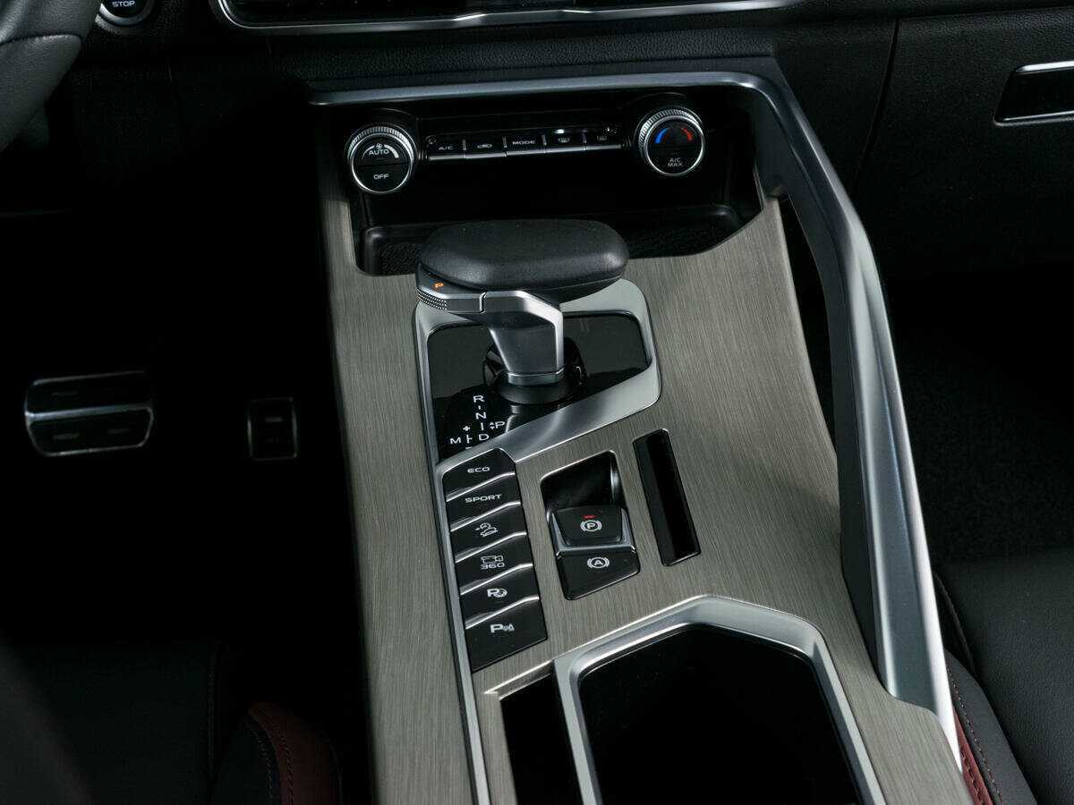 Geely Coolray с пробегом — 2023 год. Фото: #17