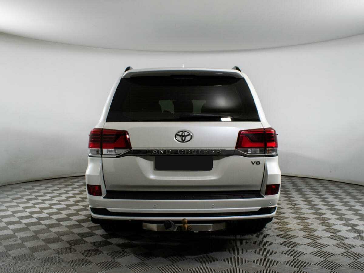 Toyota Land Cruiser с пробегом — 2019 год. Фото: #4