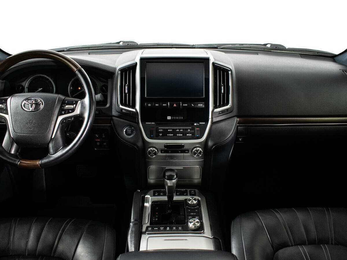 Toyota Land Cruiser с пробегом — 2019 год. Фото: #9