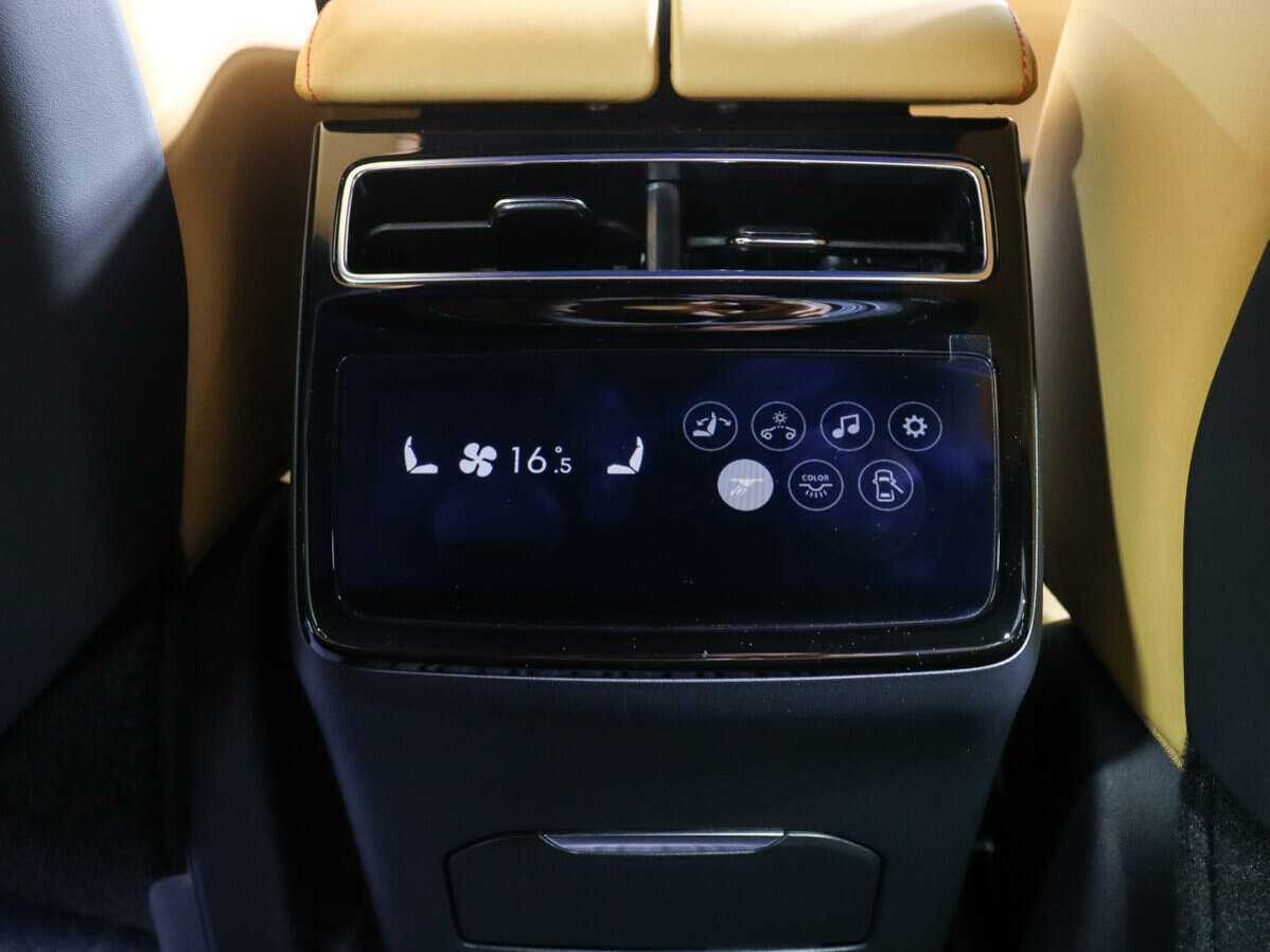 Zeekr 001 с пробегом — 2023 год. Фото: #12