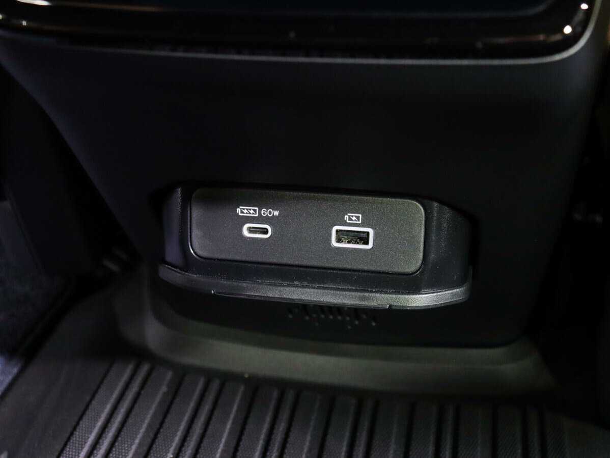 Zeekr 001 с пробегом — 2023 год. Фото: #13