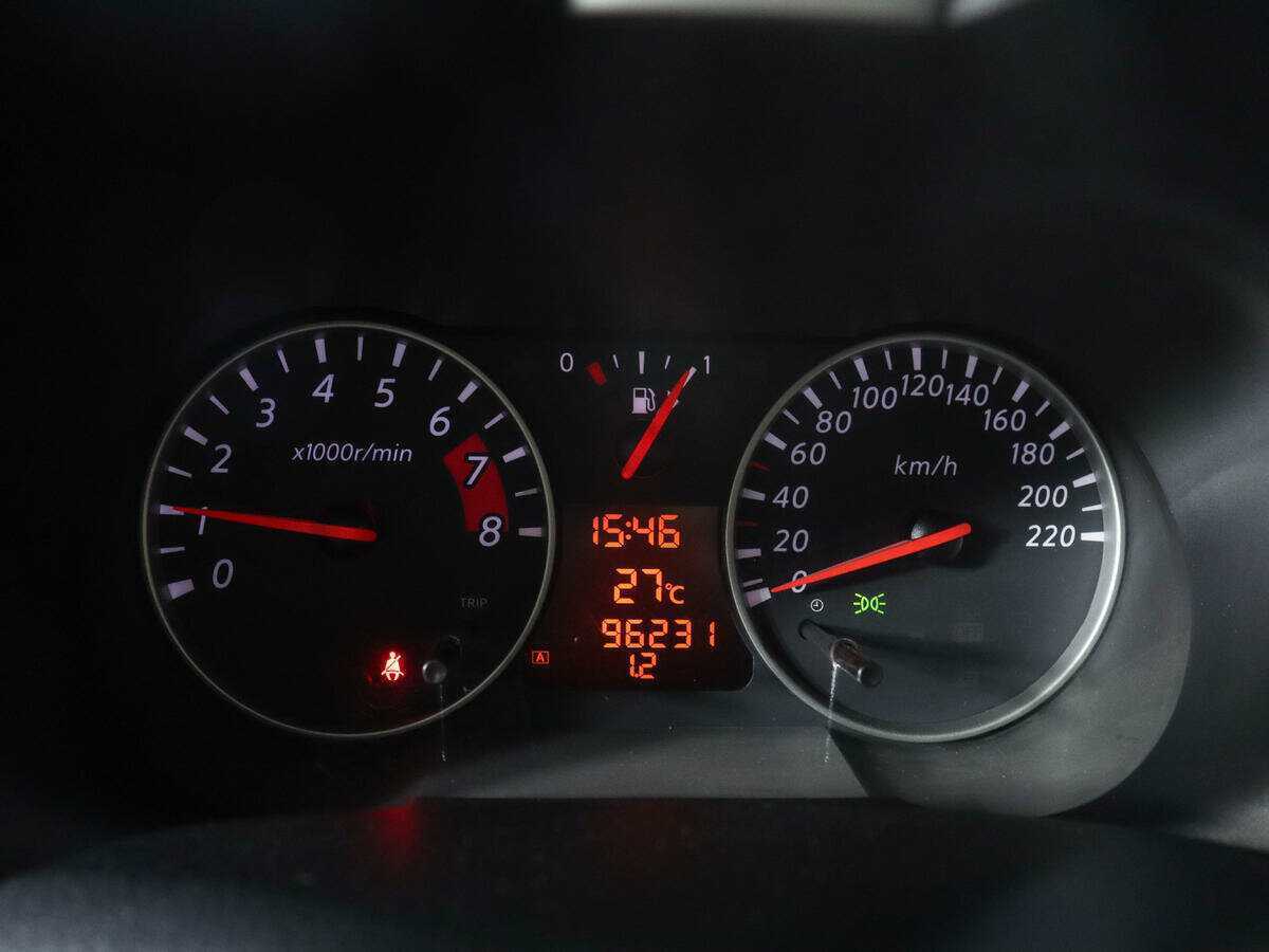 Nissan Note с пробегом — 2011 год. Фото: #8