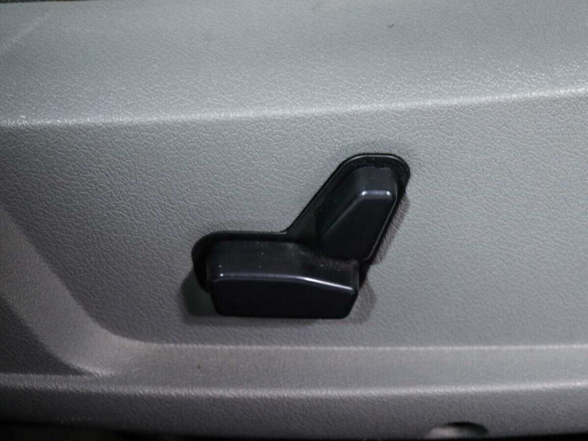 Chrysler 300C с пробегом — 2005 год. Фото: #12