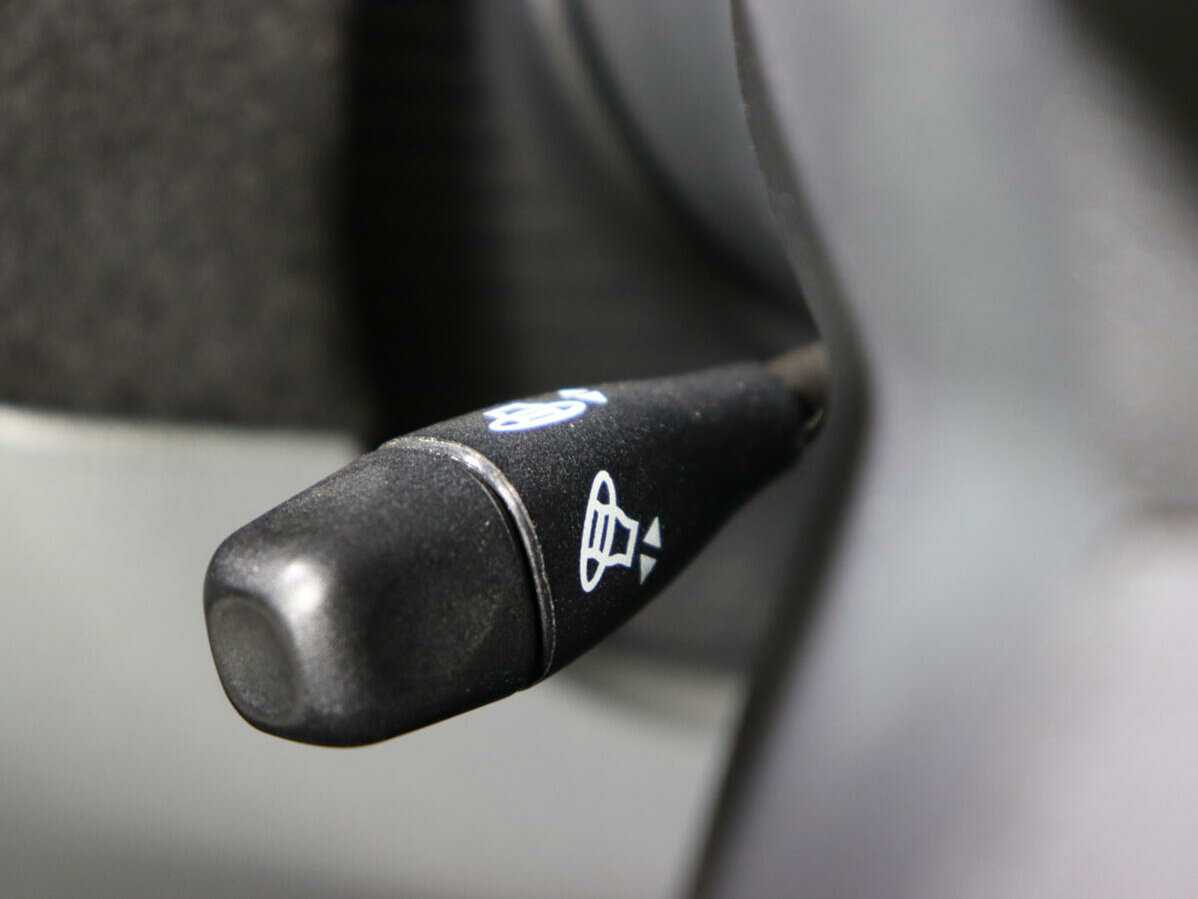 Chrysler 300C с пробегом — 2005 год. Фото: #14