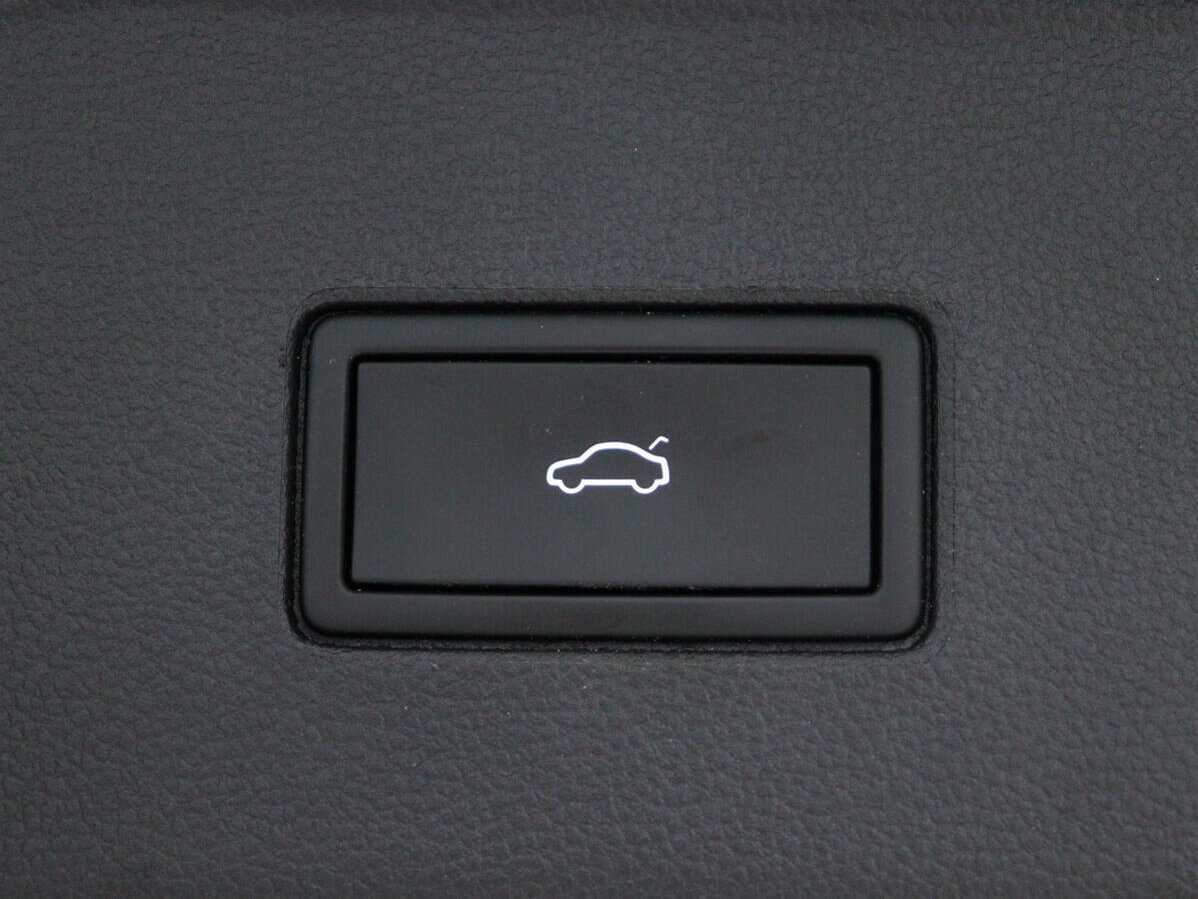 Volkswagen Teramont с пробегом — 2021 год. Фото: #12