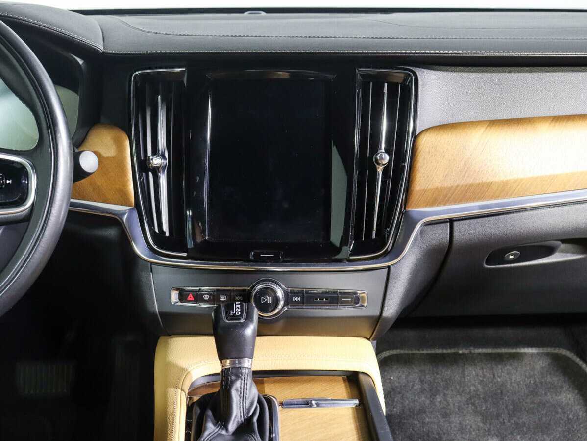 Volvo S90 с пробегом — 2020 год. Фото: #9