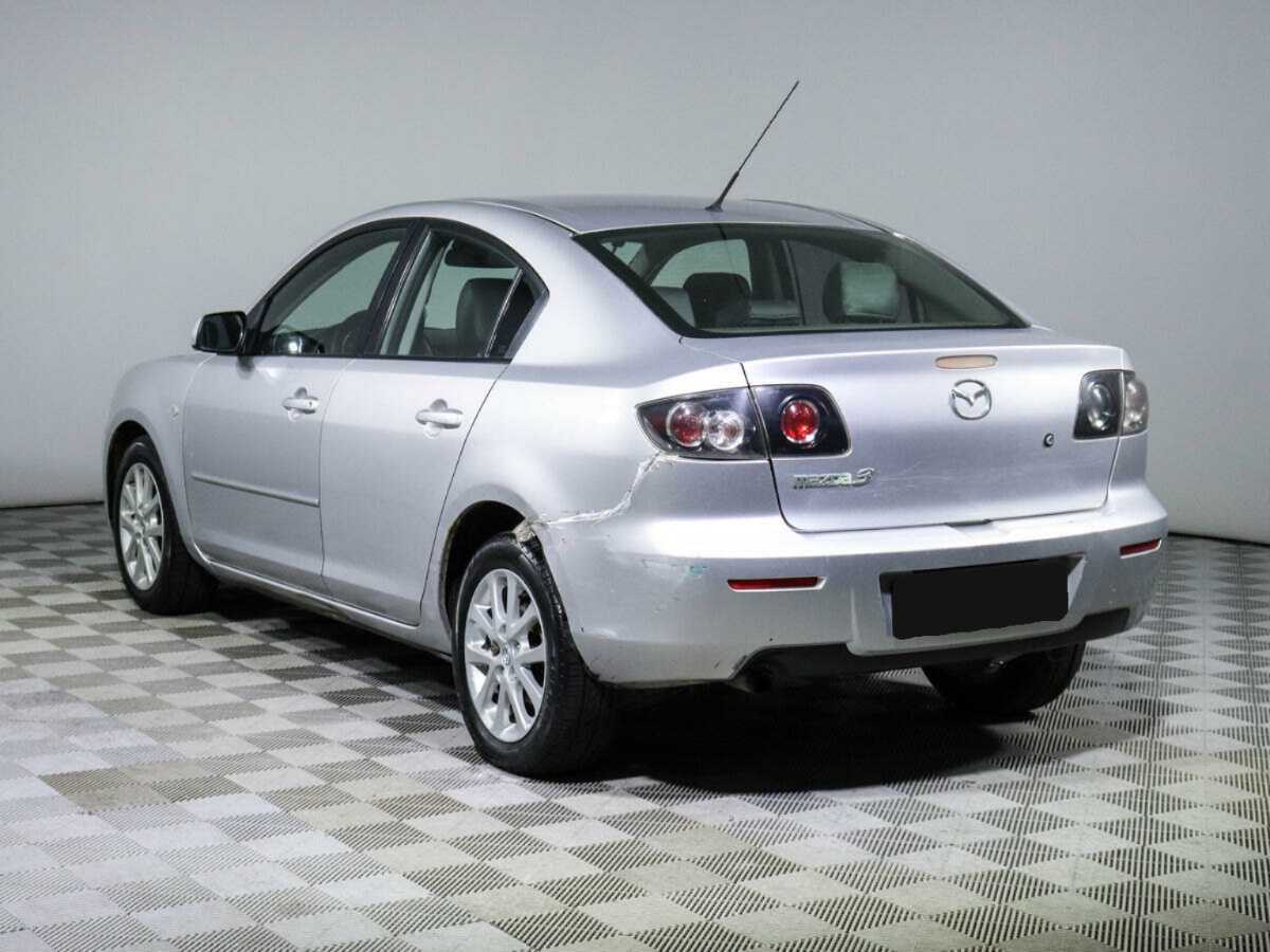 Mazda 3 с пробегом — 2008 год. Фото: #6