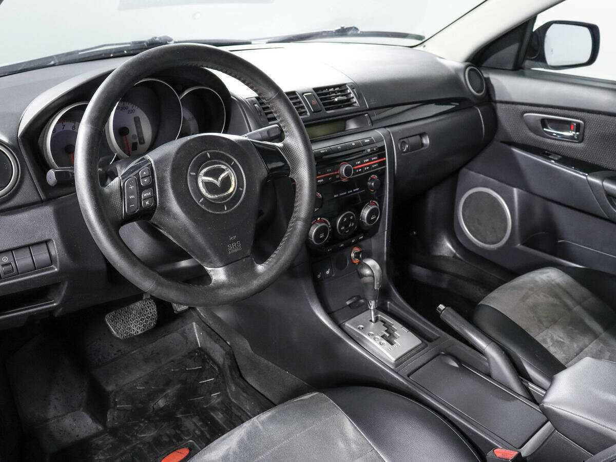 Mazda 3 с пробегом — 2008 год. Фото: #13