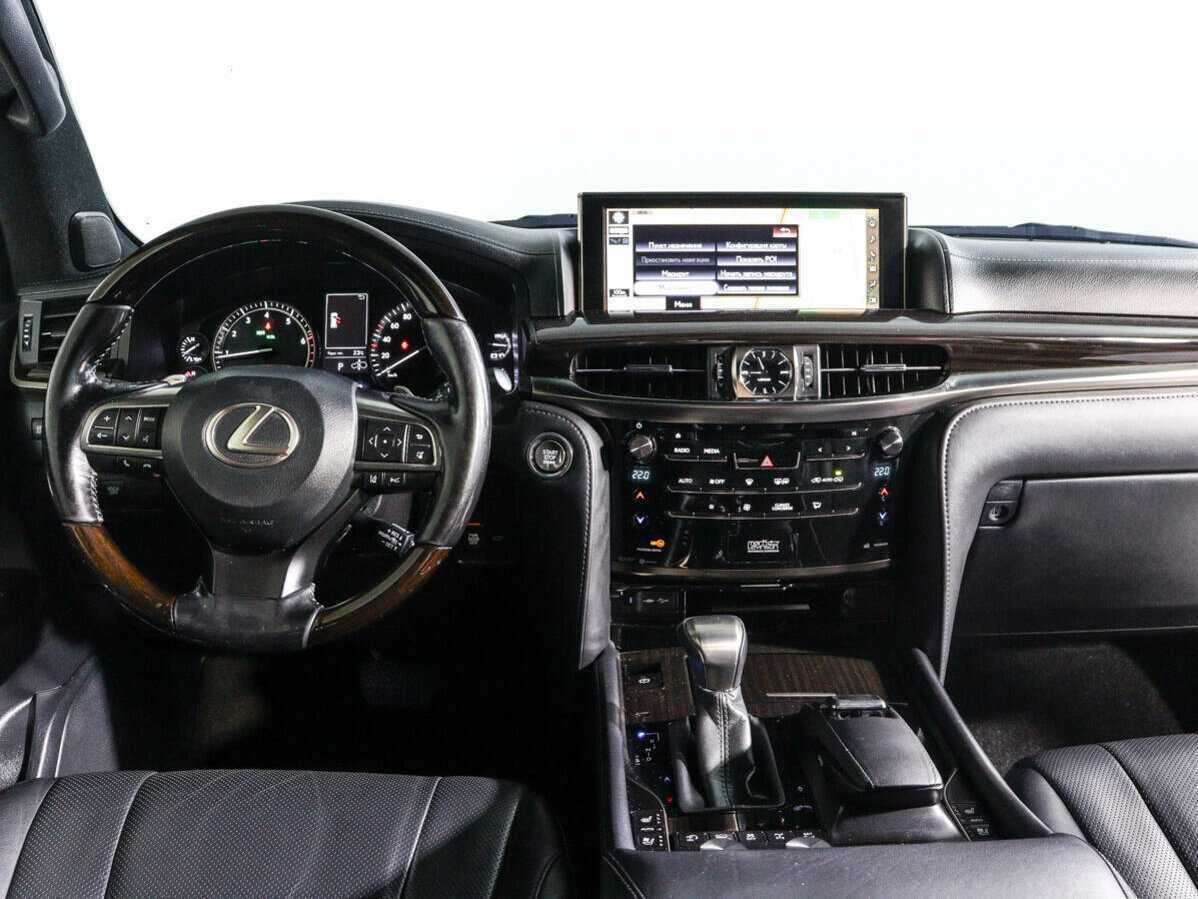 Lexus LX с пробегом — 2017 год. Фото: #11