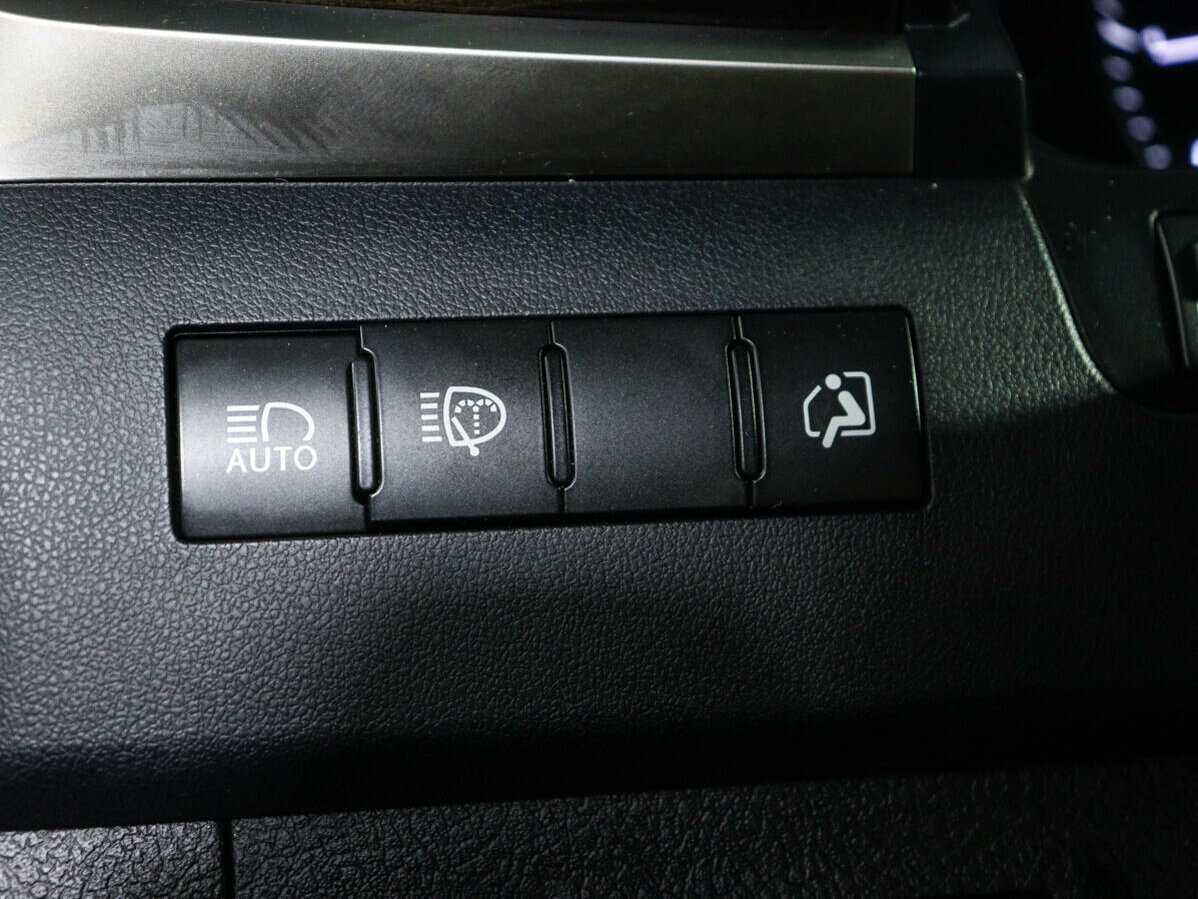 Lexus LX с пробегом — 2017 год. Фото: #21