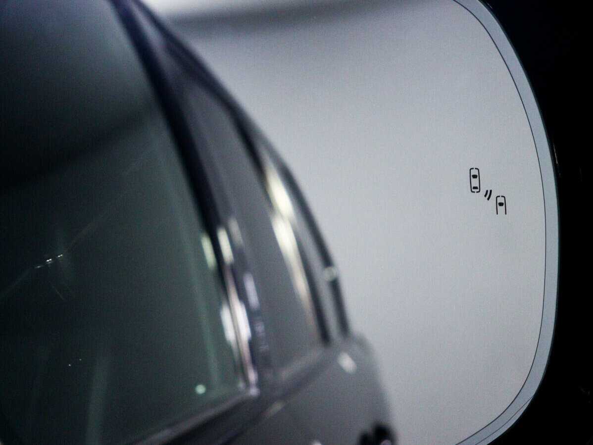 Lexus LX с пробегом — 2017 год. Фото: #28